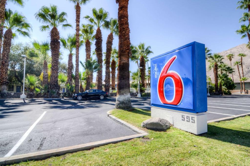 Motel 6-Palm Springs, CA - East - Palm Canyon Main image 1